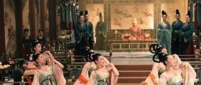 好当|如果大家看了皇帝的作息表，心里就会非常平衡，皇帝也不是好当的