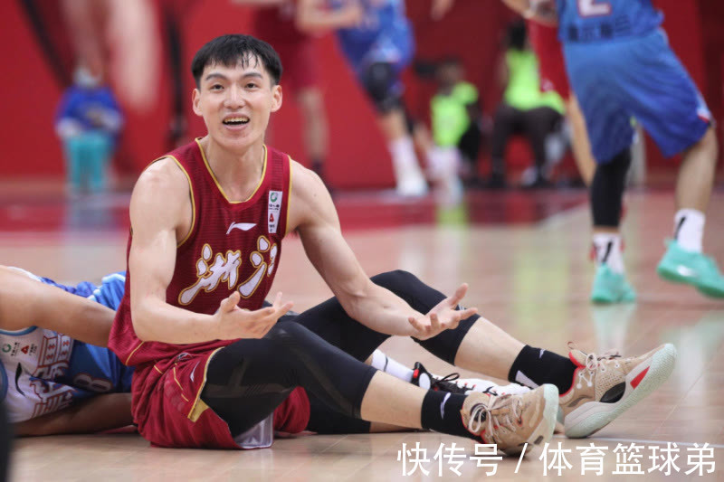 郭艾伦|吴前将再获MVP,可这次郭艾伦不高兴了,他哪里比我强?