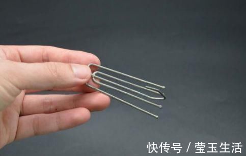 窗帘|生活：你家有窗帘挂钩吗？放在厨房特别实用，涨知识了！
