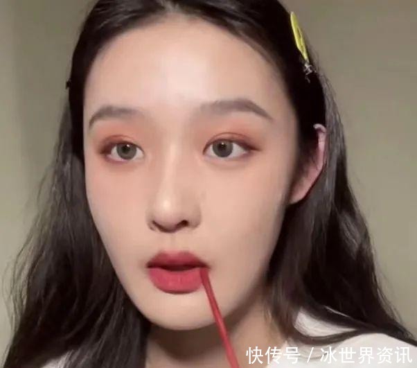 红色|热红酒不仅要喝,还要画在脸上