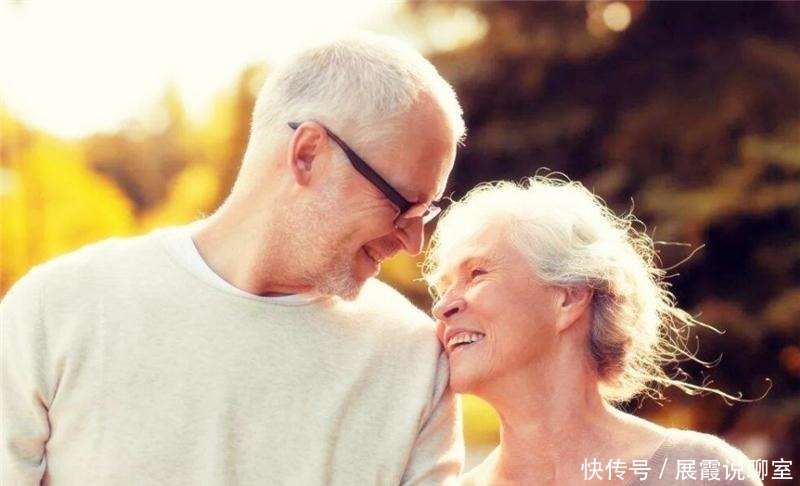 恩爱夫妻|俗话说“恩爱夫妻不到头”,什么意思?你知道下半句吗?