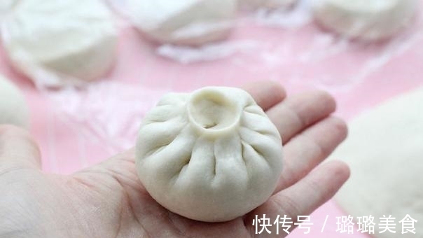 豆沙|教你做出暄软豆沙包,上锅蒸10分钟,等5分钟出锅才更香甜