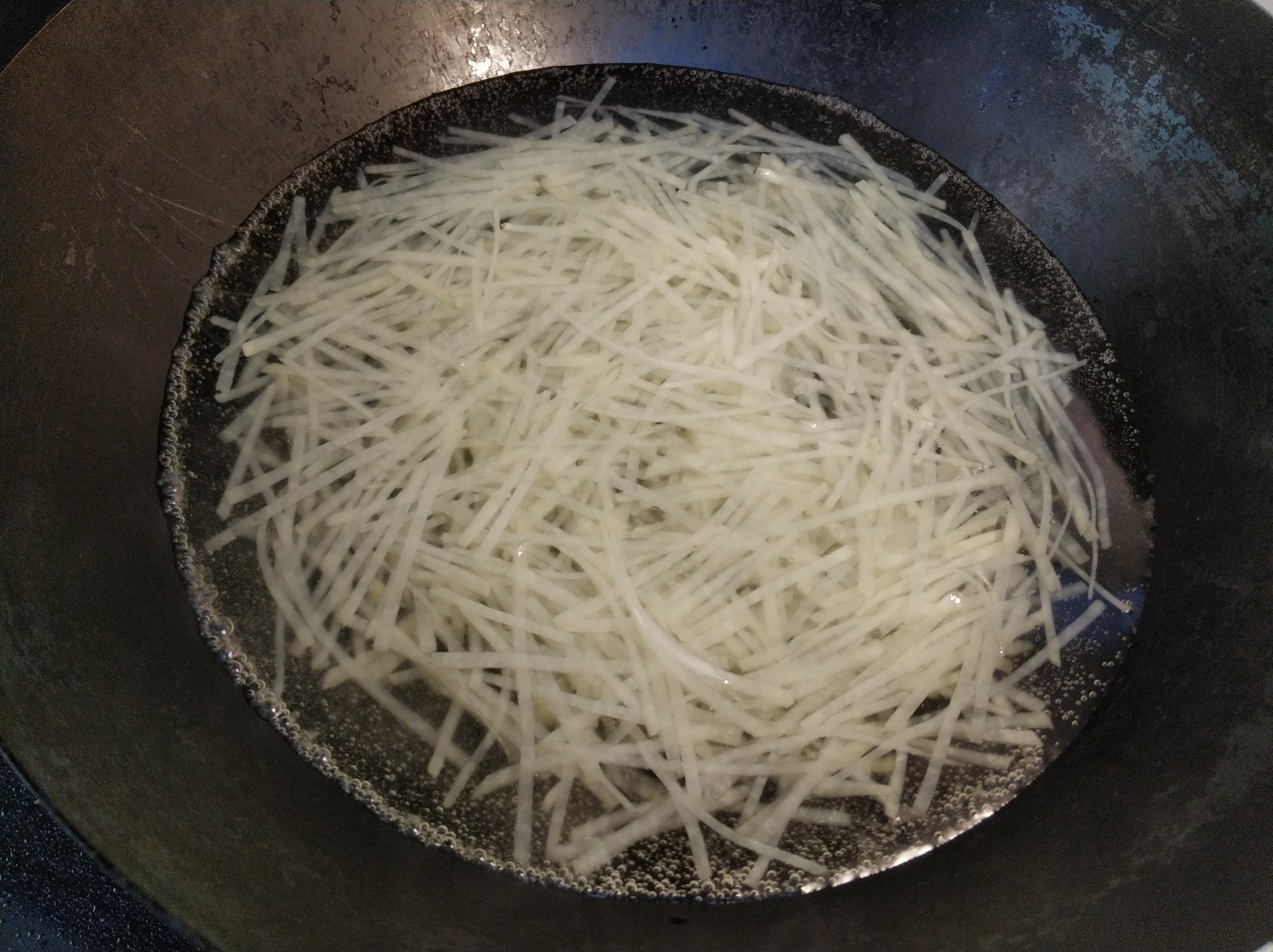 圆形mini面包6连模 |炒土豆丝,先放醋还是后放醋,这一步做对了,土豆丝脆爽又入味