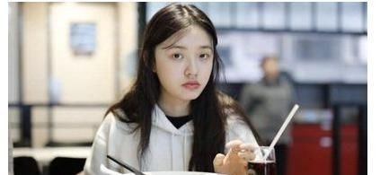 减肥|坚持五年“过午不食”的女子,最后变成什么样了一起来看下