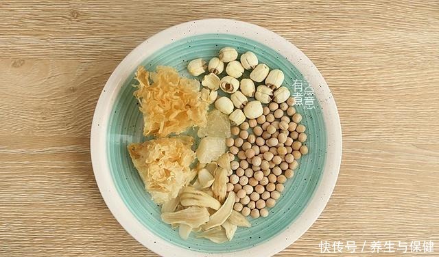 早餐喝它胜过喝牛奶！8款豆浆的配方，每天一杯，精神饱满过秋天