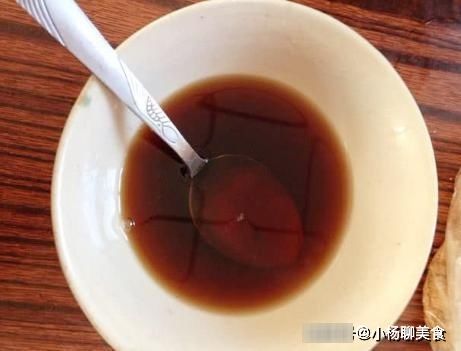  红糖发糕正宗做法，只需一次发酵，发糕松软绵密，健康营养不添加