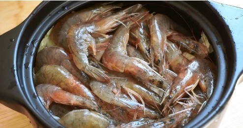 从不|大白菜我家从不炒着吃,配上半斤虾,鲜香味美,上桌就吃光