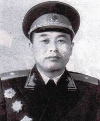 授予|中野十虎将,1955年授予何衔,担任何职