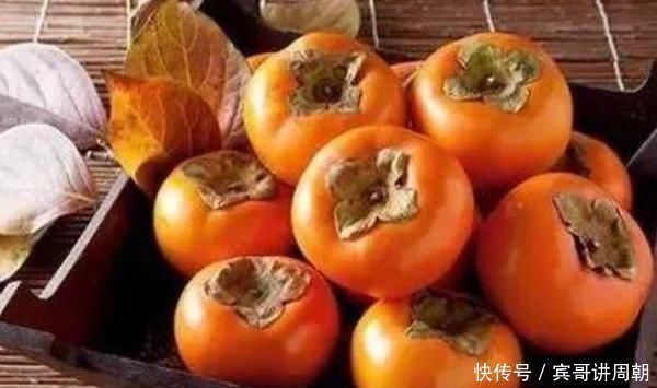 医生|医生从不吃的4种水果,再馋也要忍住,越吃”湿气“越重