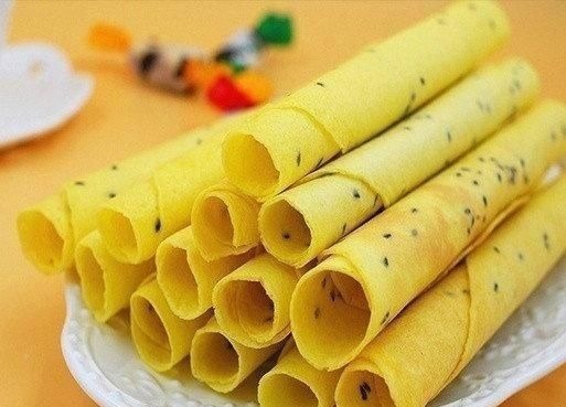 空鞋盒我从来不扔,用刀割一圈,放衣柜太实用了,做5个都不嫌多