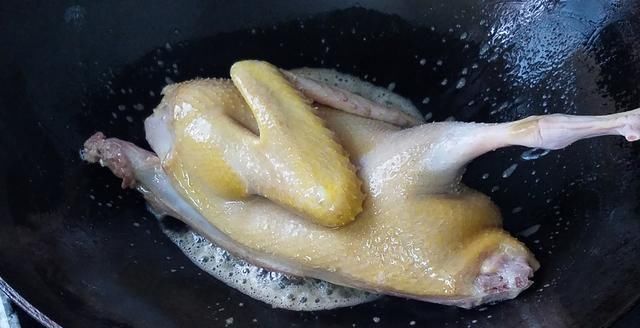 鸭肉|鸭肉这样做又香又好吃,香味四溢味道棒,我家经常吃的一道菜