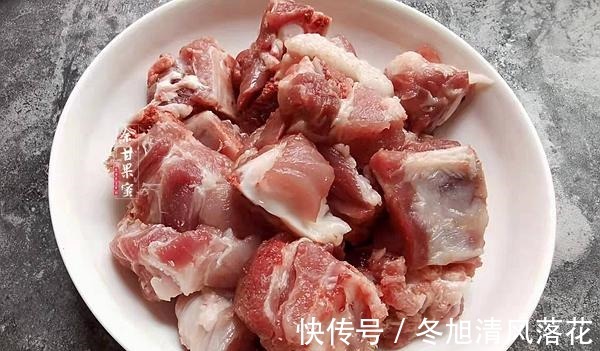 南瓜|排骨新做法，三种食材有粗有细，蒸一蒸上桌，鲜香不腻全家爱吃！