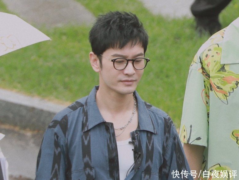 楊穎|黃曉明暗搓搓秀恩愛，深夜更博曬美食，菜品跟餐具成焦點