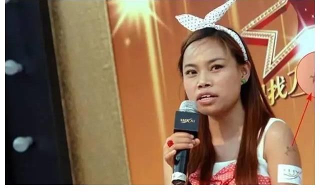 “鳳姐”近況：直播吐露心聲，美國夢碎生活艱難連狗都不如