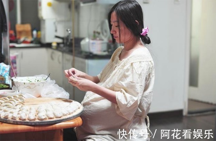 孕妇餐|“最辛苦孕妇”火了!孕8个月无人照顾,含泪硬撑自己操劳孕妇餐