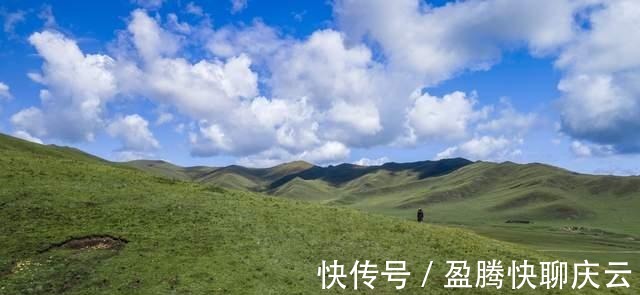 大草原|国庆出游好去处，就在四川阿坝这片大草原，九月都还是绿色好风光