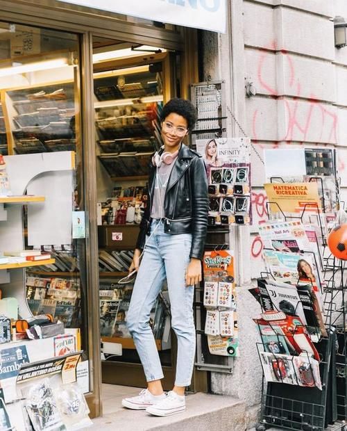 春天要选的第一件衣服，不妨从外套入手，20款街拍单品很精彩