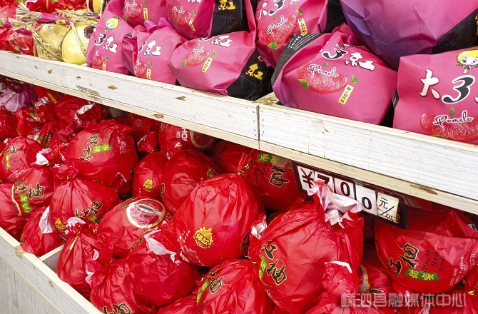 柑橘|西柚富含呋喃香豆素 医生建议不与降压药同食