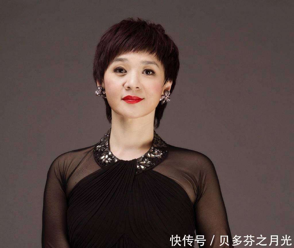 本认为很红,上节目做导师多次“耍大牌”,年过半百后求观众原谅