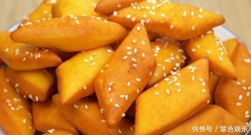 1根红薯加2个鸡蛋,简单一做,外酥里软,孩子三天两头点名要吃