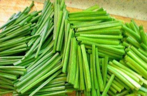 告诉|韭菜不能与此物一起食用,却有很多人还不清楚,记得告诉身边人