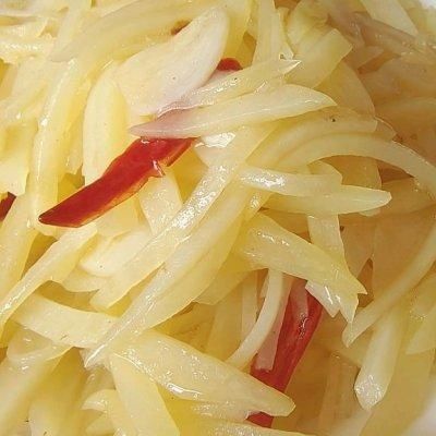 吃起来|这道土豆的演变做起来容易，吃起来上瘾