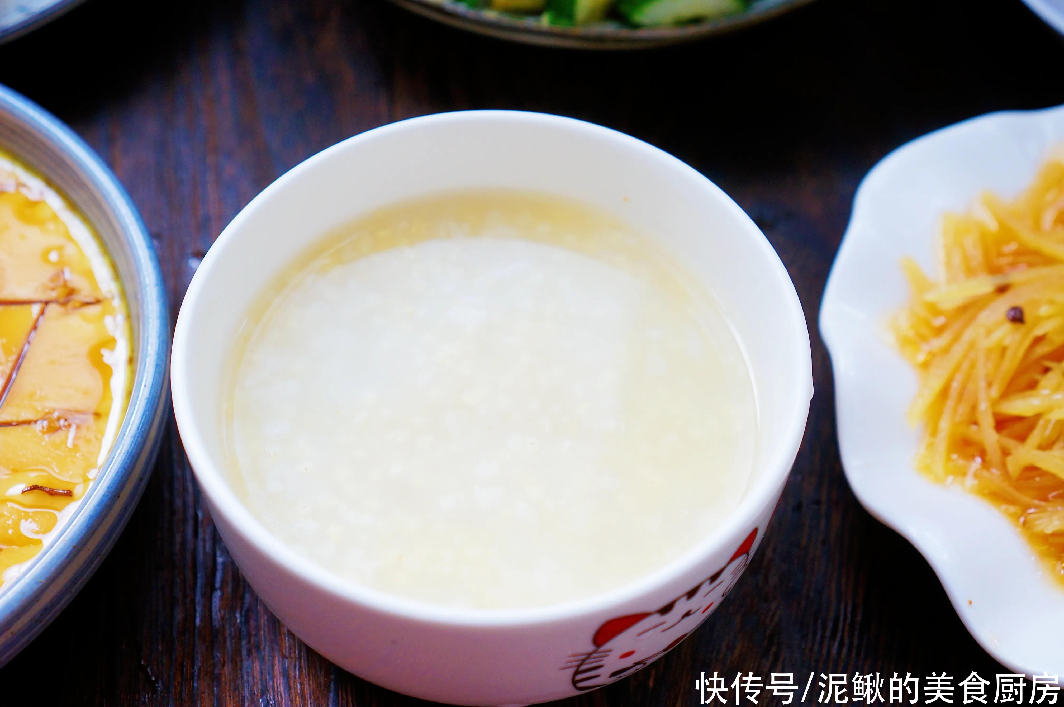 电饭煲|一家四口的早餐，在朋友圈火了，营养好吃，网友：比早餐店还丰富