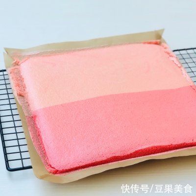 #2021亲子烘焙组——“焙”感幸福#眼影盘白玉卷