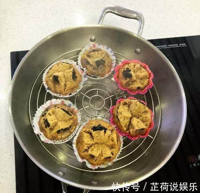 红糖发糕在家也能蒸，简简单单，香甜软糯，回忆童年的味道！