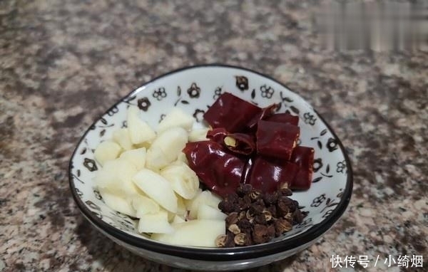 维生素u|胃不好就多吃它,养胃护胃身体好,隔三差五吃1次,胃慢慢好起来