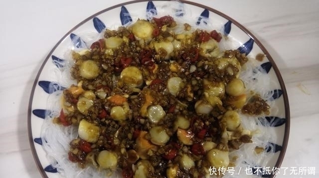 春天常给家人吃这道蒸菜，有营养味道鲜美，满满一盘都嫌少