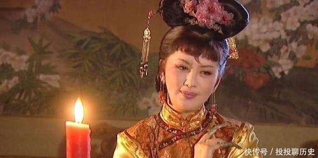 康熙|她11岁便成为大清皇后,连生两位皇子,死后康熙亲自穿孝服丧!