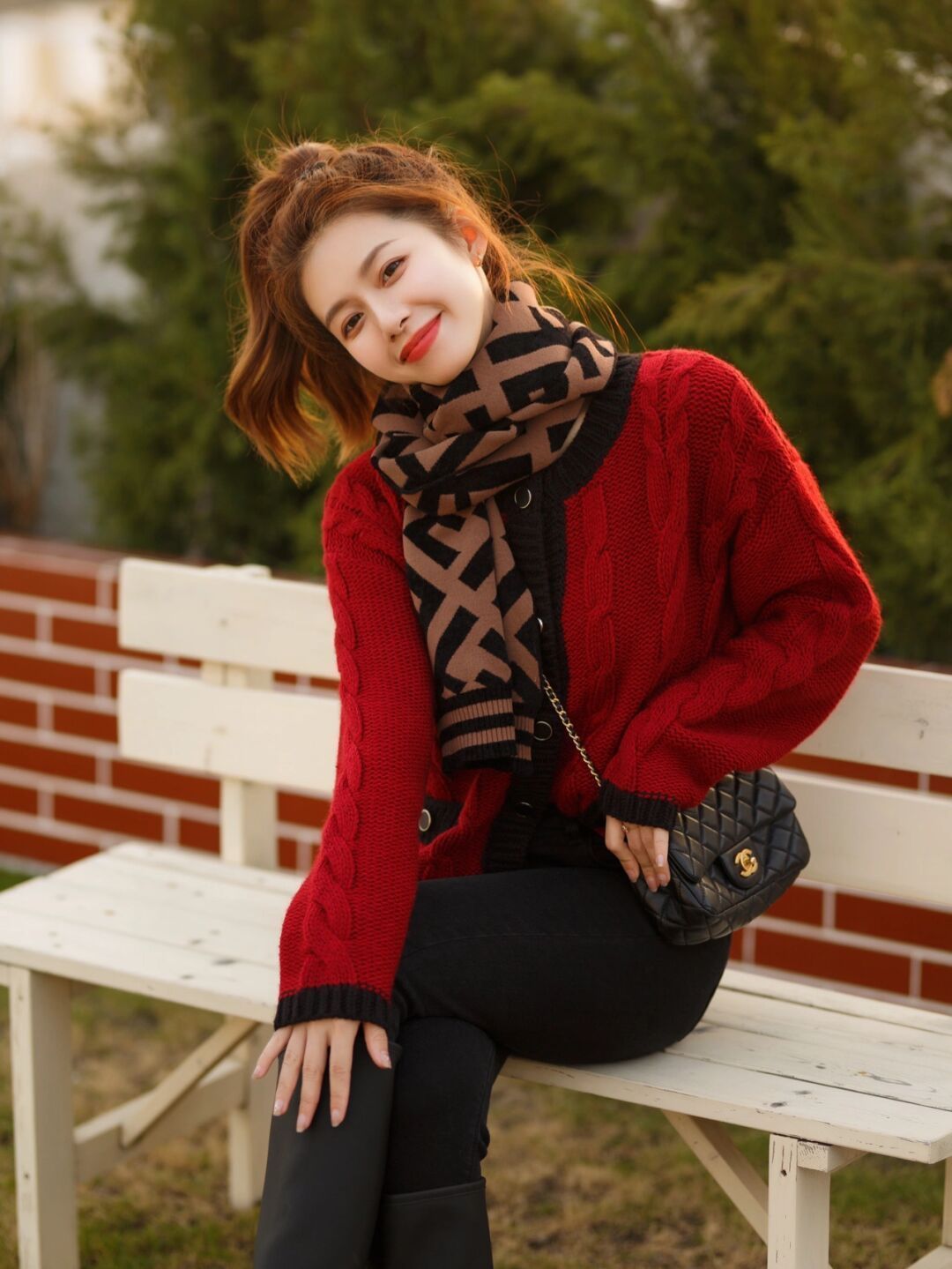 半身裙 冬天毛衣穿不出高级感?不妨试试这些搭配方式,日常实用又百搭