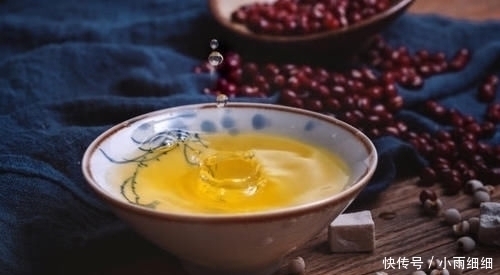 尺泽穴|人体有5处“排湿口”，经常按一按，轻松排出湿气，让你变瘦变美