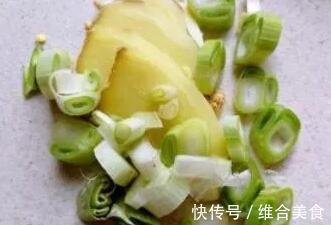 不管煮冻虾还是活虾，下锅前做好这4步，大虾鲜嫩又不腥