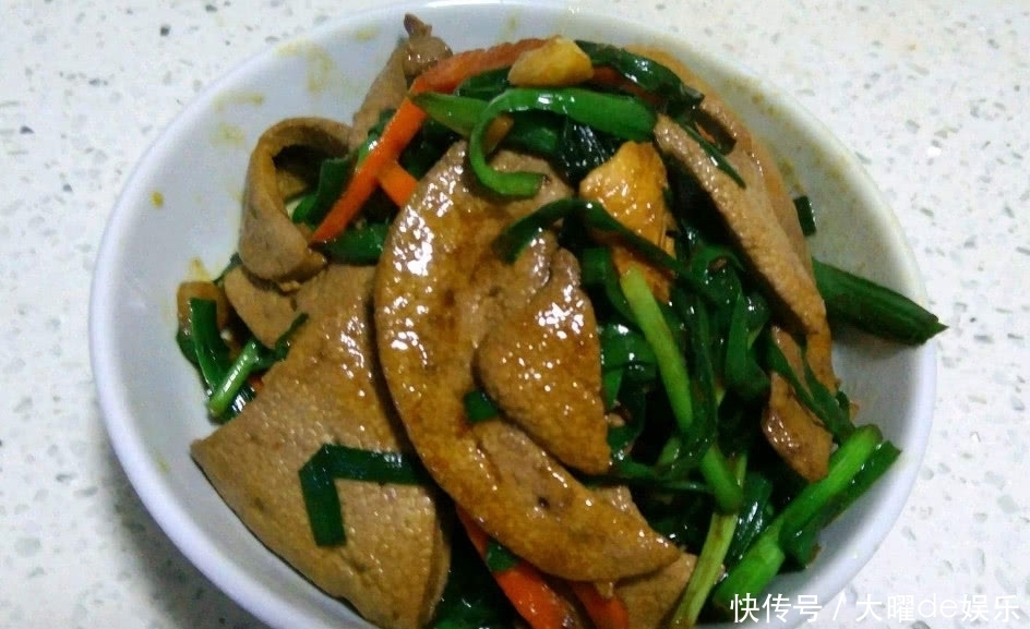 入冬后不要錯過此肉,常吃視力好,吃一盤抵3斤枸杞,價格還很低