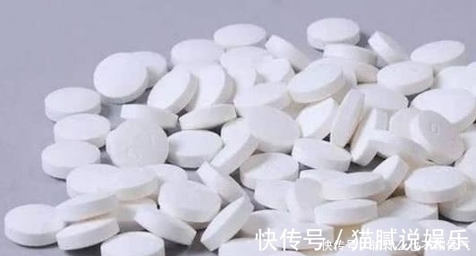 想要君子兰长的好,用一粒药,树叶茂盛光泽开花颜色好看!