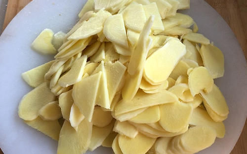 生姜新吃法，很多朋友没吃过，一次做3斤，即食泡水都可以