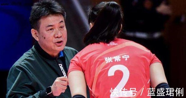 江苏男排|女排新教练受质疑,教导李盈莹为时尚早排协见证,蔡斌高见!
