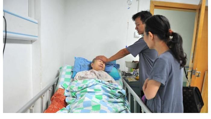 骨質疏松|每天1個雞蛋，45歲女子下半身癱瘓，醫生惋惜：這2物怎能天天吃