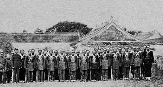 被俘|太平天国老照片清朝洋枪队被灭,被俘女兵下场