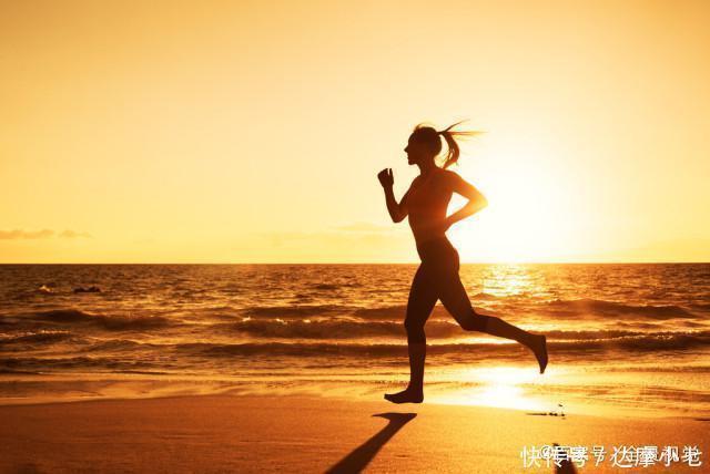 入睡|内科主任:改善失眠很简单,一种“酸”,你若爱吃,睡觉很香甜