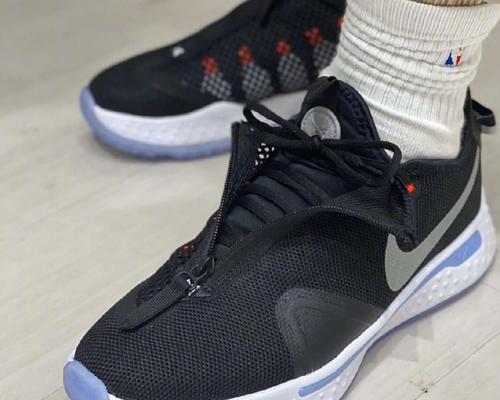 400块钱左右NIKE实战篮球鞋推荐，学生党非常值得购买。