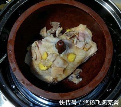 墨鱼|少盐饮食 轻松生活 不加水的鸡汤!