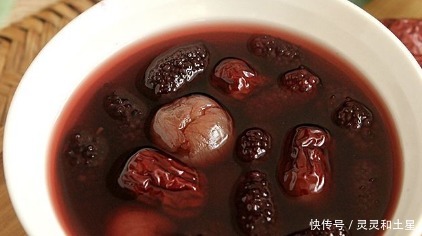 春天,女人要常喝這湯,紅棗和它一起煮,氣色紅潤睡得香,別錯過!