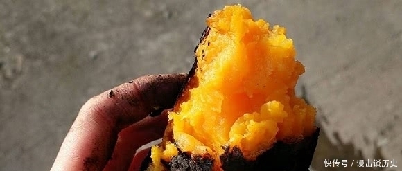 分享一种烤红薯的“土方法”,你也许就这么做过