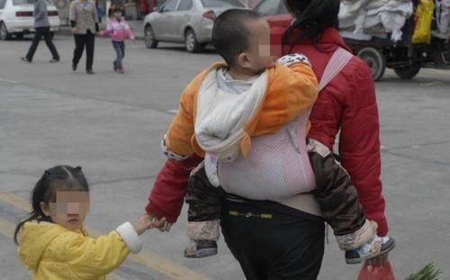 二宝|二胎出生后，女儿总说“墙角有个弟弟”，送医检查后爸妈愧疚不已