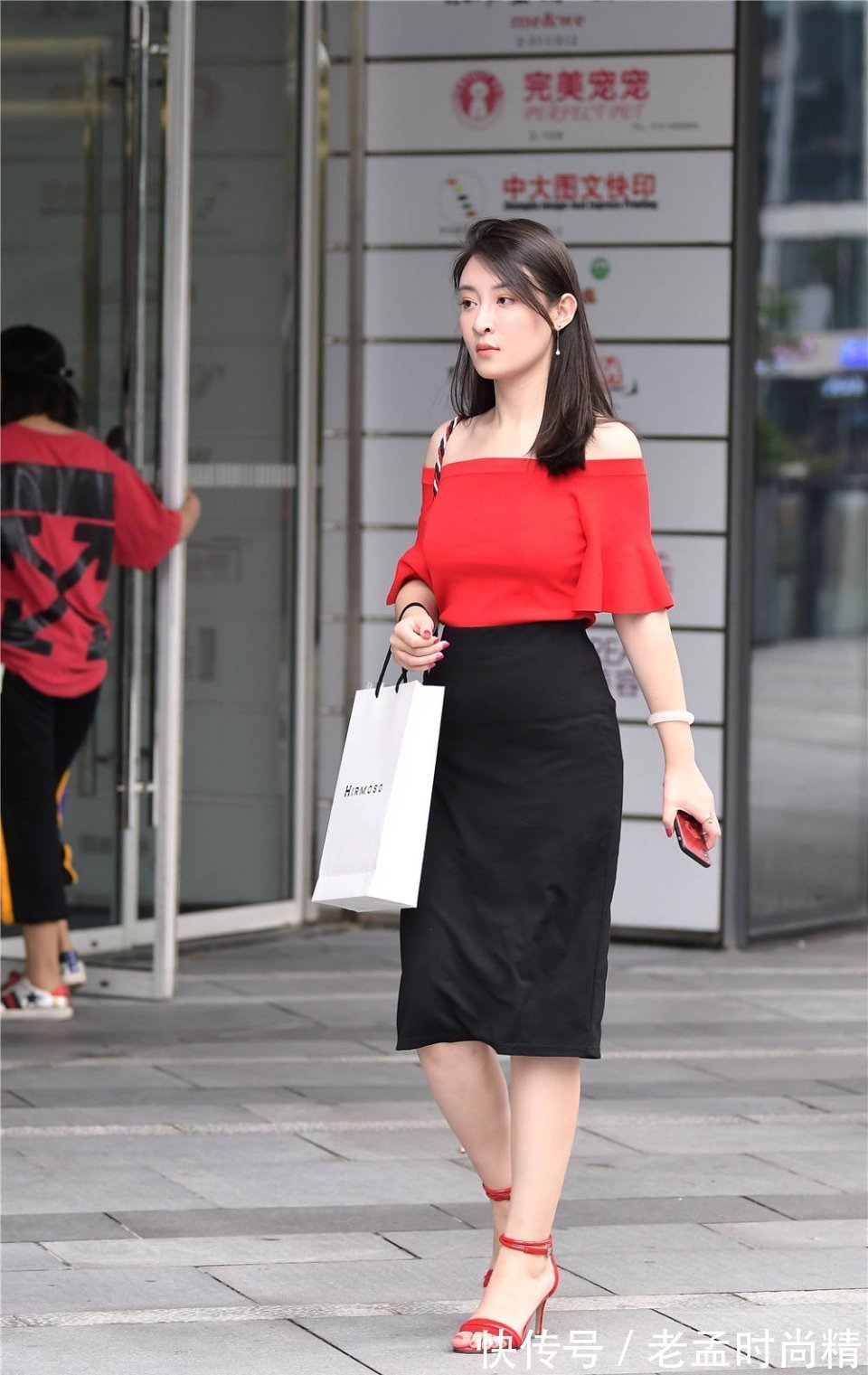 清凉|夏季选款搭配要穿出精致感,上下呼应的穿搭风格,值得尝试和借鉴