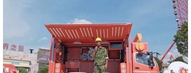 建筑工人第一次上电视唱歌,一开嗓观众惊艳!网友:又一个大衣哥