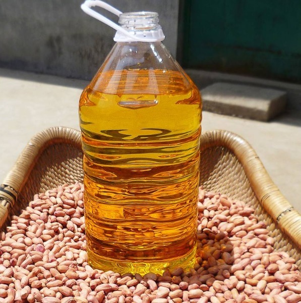 买油，大豆油、菜籽油、花生油哪个好我也刚知道，别再买错了！